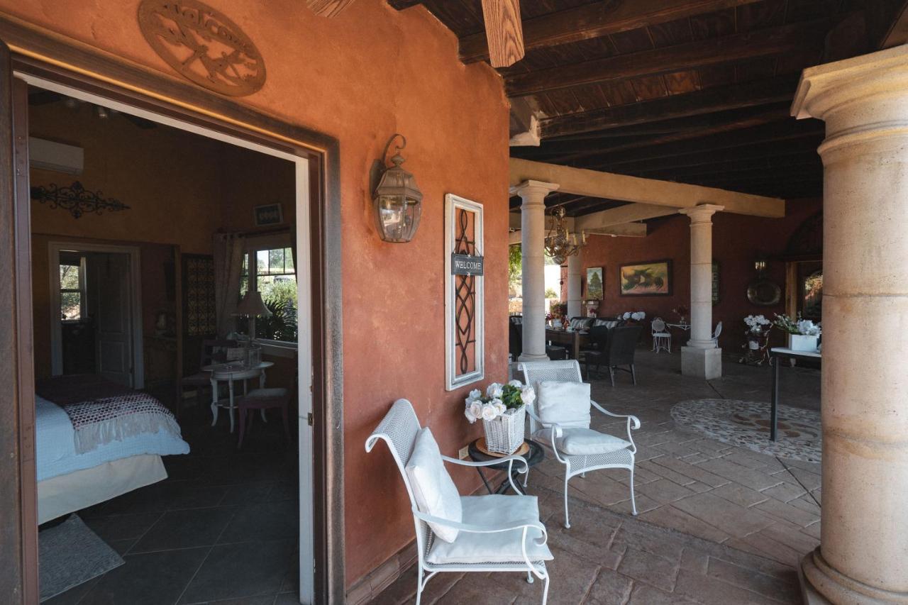Vina Calabria Bed & Breakfast Valle de Guadalupe Exterior photo