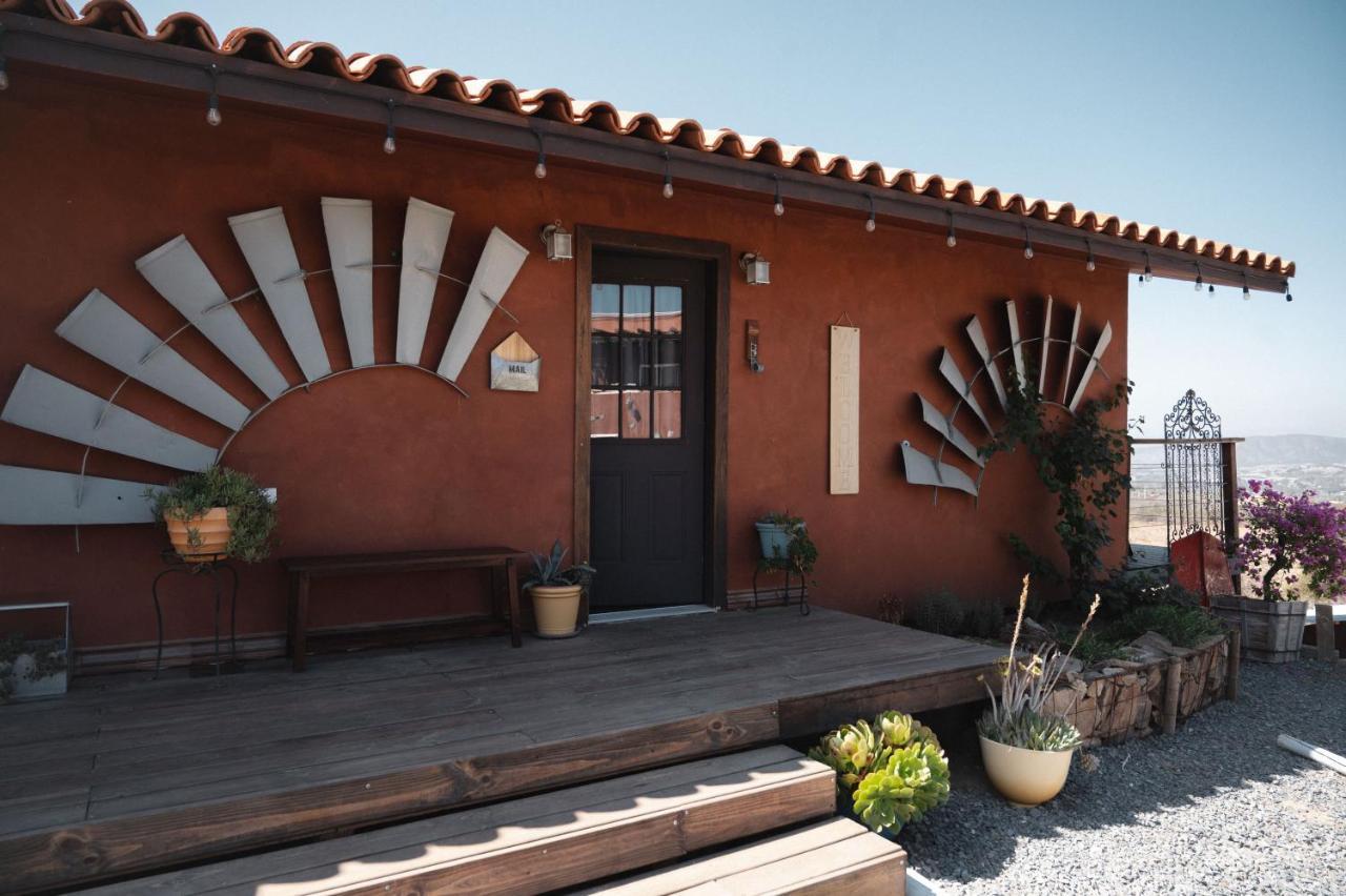 Vina Calabria Bed & Breakfast Valle de Guadalupe Exterior photo